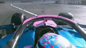 Colapinto chocó con Gasly en el GP de Azerbaiyán y debió abandonar la carrera