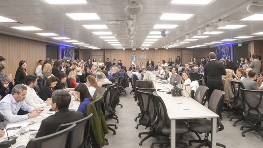 Endeudamiento familiar: el oficialismo propuso discutir los proyectos en septiembre y la oposición lo rechazó