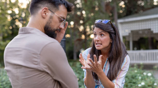 Horóscopo: Los signos que arrancan la semana con cero paciencia con el Sol cuadrando a Saturno.