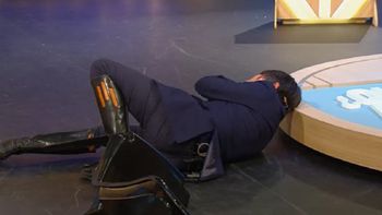 La tremenda caída de Robertito Funes Ugarte en su programa de televisión: Esto no estaba preparado