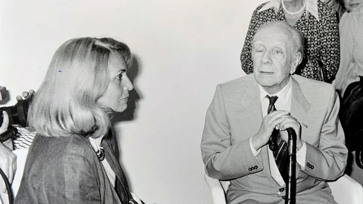 Jorge Luis Borges, una de las tantas personalidades que entrevistó Magdalena Ruiz Guiñazú.