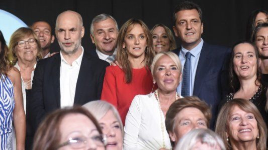 Massa quiere volver al centro de la escena: fotos con Alberto, con la oposición y el curioso deadline que pondrá su partido