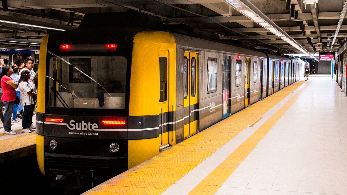 Línea E del subte: se suspende el paro del lunes tras llamado a audiencia (Foto: Archivo)