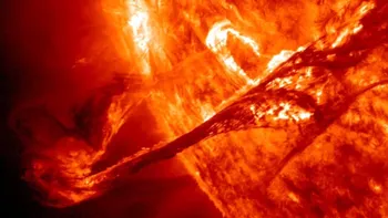 Alerta por una tormenta solar extrema: cómo puede impactar en la Tierra