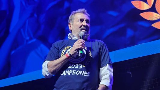 La emoción de Daniel Vila en la gran fiesta de Independiente Rivadavia