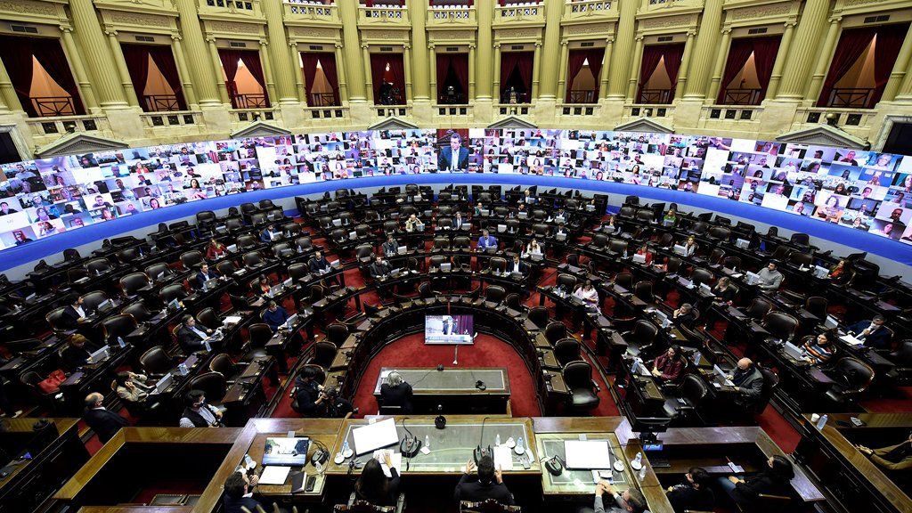 Diputados se reúne en videoconferencia para hablar de la menstruación en la agenda pública