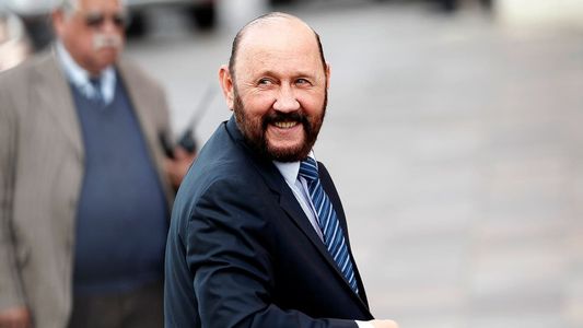 La Corte Suprema debe decidir si suspende la reelección en Formosa y en los municipios bonaerenses