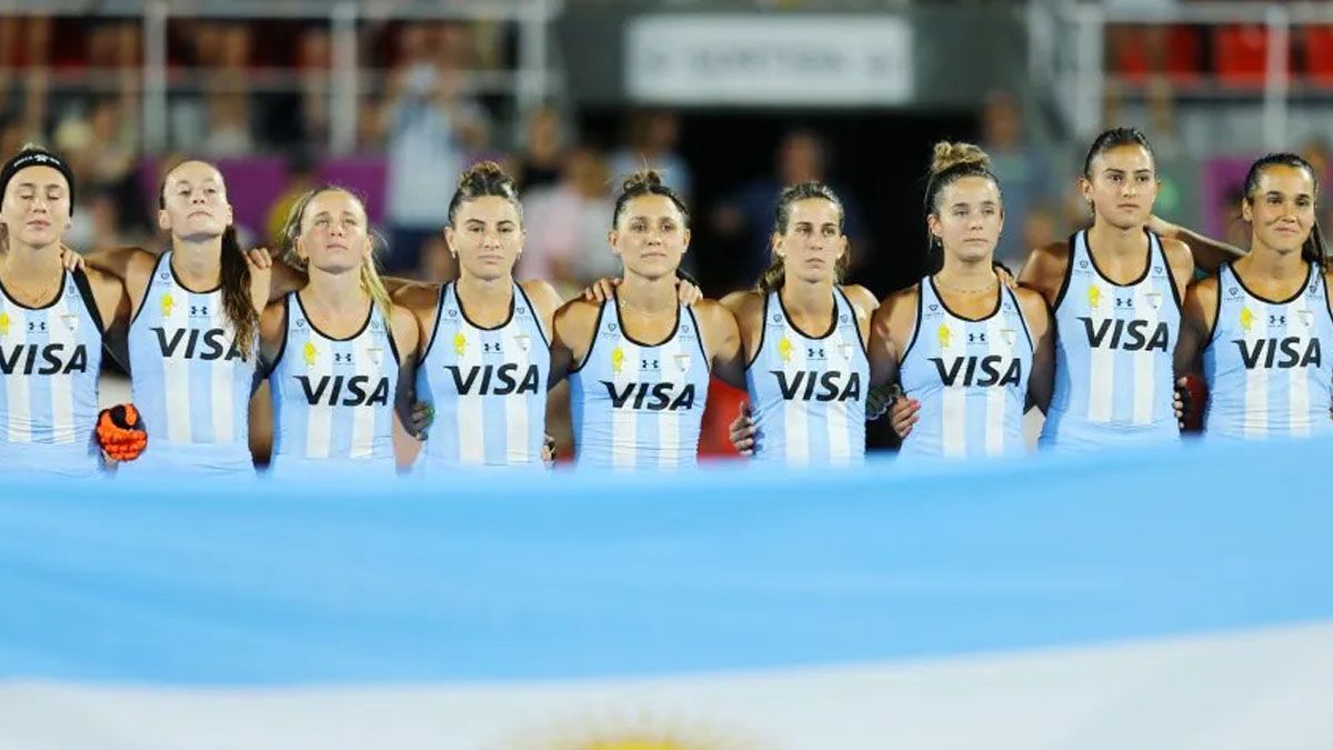 Las Leonas dejaron bien arriba la bandera argentina a pesar de la derrota.