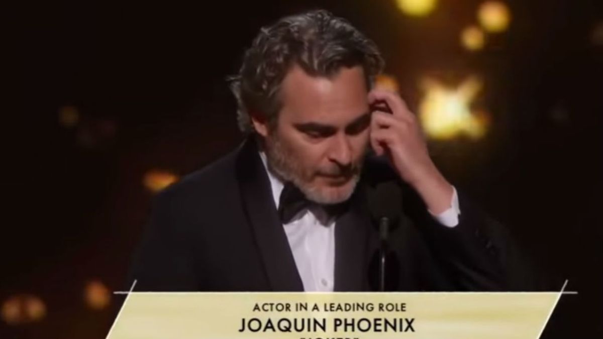 -Joaquin Phoenix-