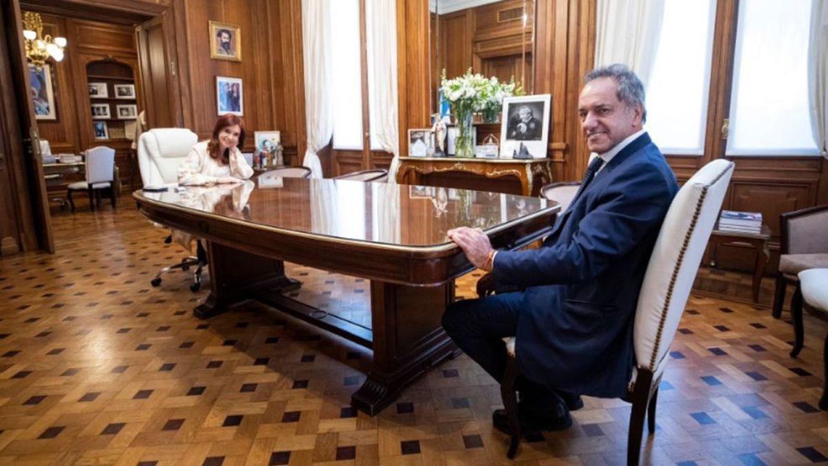 El embajador argentino en Brasil  Daniel Scioli también mantuvo una reunión a solas con la vicepresidenta Cristina Kirchner (Foto: CFK Twitter).