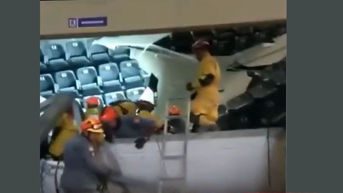 La tribuna colapsó y mató a 9 obreros en una ciudad del estado de San Pablo, en Brasil (Foto: Captura de TV)