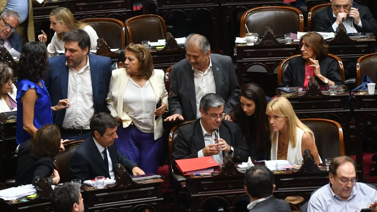 El Gobierno aprovechó la interna peronista para buscar consenso entre gobernadores para suspender las PASO (Foto Diputados).