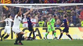Nueva decepción para el Barcelona: perdió 2-1 la final de la Copa del Rey contra el Valencia