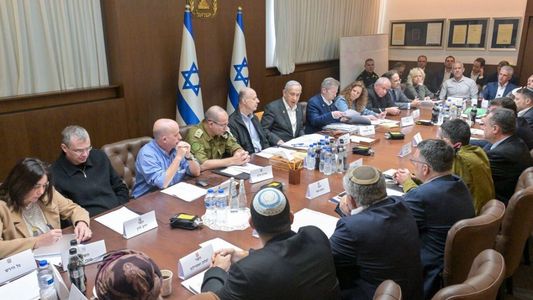 Con 24 votos a favor, el Gabinete de Israel aprobó el acuerdo con Hamas por el alto el fuego en Gaza