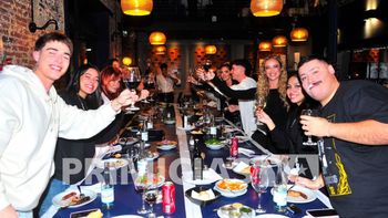 gran hermano cena festejo 4.jpg