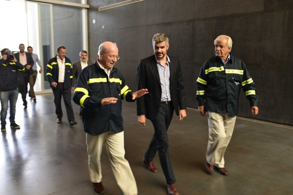 En medio de la pelea con la UIA, Marcos Peña se juntó con el líder de Techint Paolo Rocca