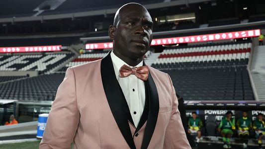 ¡Qué elegancia! El INCREÍBLE look del DT de Barcelona ante River que fue furor en las redes sociales