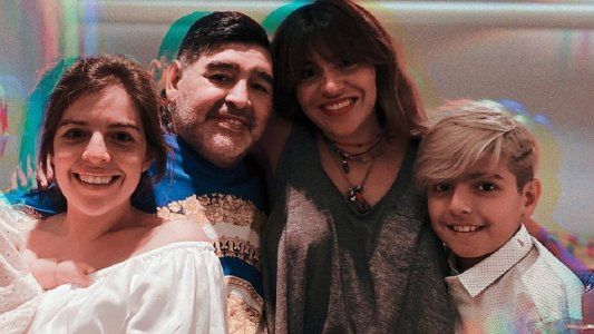 Gianinna compartió una emotiva foto de Diego Maradona y apuntó contra el periodismo