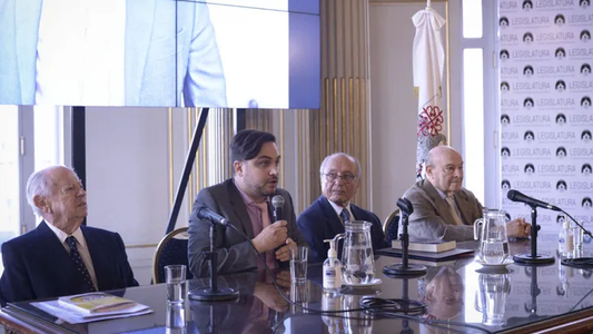 Domingo Cavallo reivindicó al menemismo y pidió volver a un régimen de convertibilidad