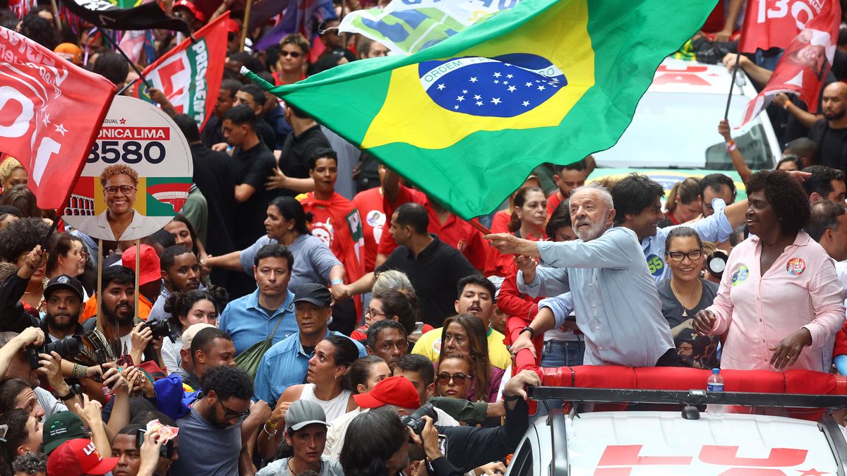 Lula da Silva cerrará este sábado su campaña con una movilización en la Avenida Paulista, en San Pablo. (Foto: Reuters).