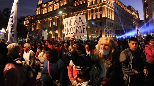 Entrá y votá en la encuesta Basta Baby de hoy: la protesta contra la Corte Suprema
