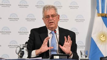 Una misión del Gobierno viaja esta noche a Estados Unidos a cerrar la revisión trimestral con el FMI