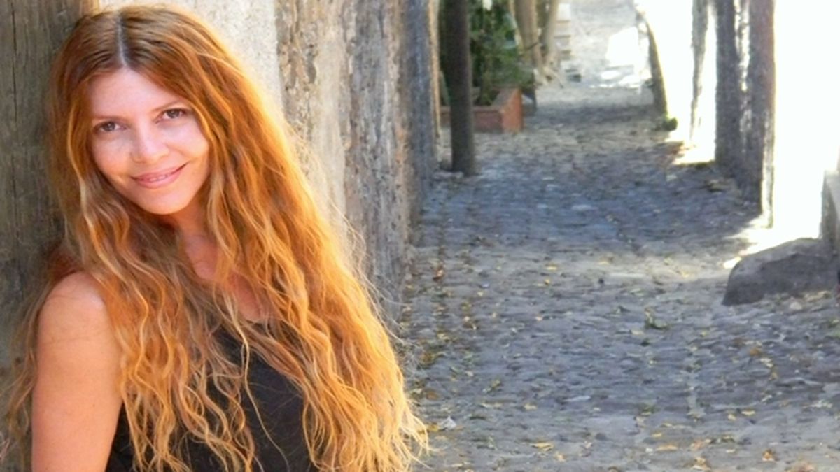 Mónica Ayos regresa a la televisión argentina