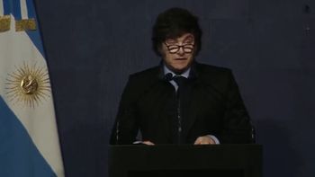 Semana negra para el gobierno y el informe del humor digital que muestra las primeras críticas a la gestión Milei