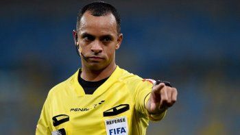 Copa Libertadores: árbitro brasileño y VAR argentino para la semifinal Boca-River en La Bombonera