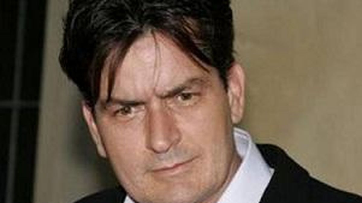 Charlie Sheen Quiere Casarse Con Actriz Porno