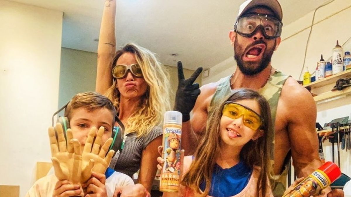 El Tucu L&oacute;pez y Sabrina Rojas junto a los hijos de ella, Fausto y Esperanza.&nbsp;