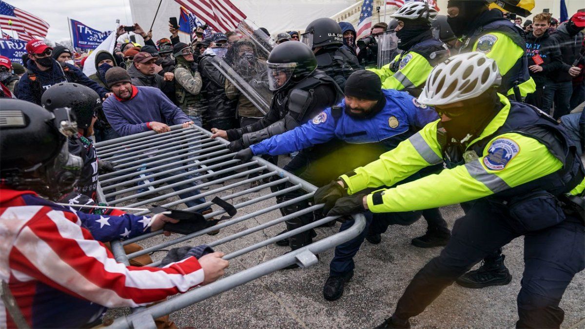 Repercusiones mundiales por el violento final de la era Trump en los Estados Unidos