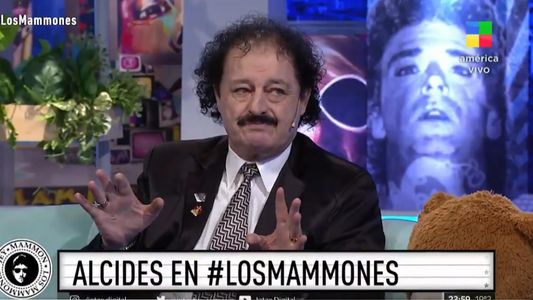 Alcides contó el particular lugar donde guarda los moños de los regalos