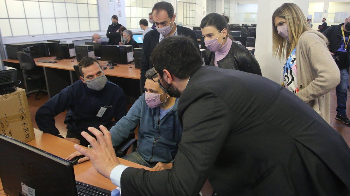 Elecciones 2021: Avanza el cronograma electoral de cara a las PASO del 12 de septiembre. El Gobierno hará simulacro de recuento de votos el 21 de agosto. (Foto: Ministerio del Interior)