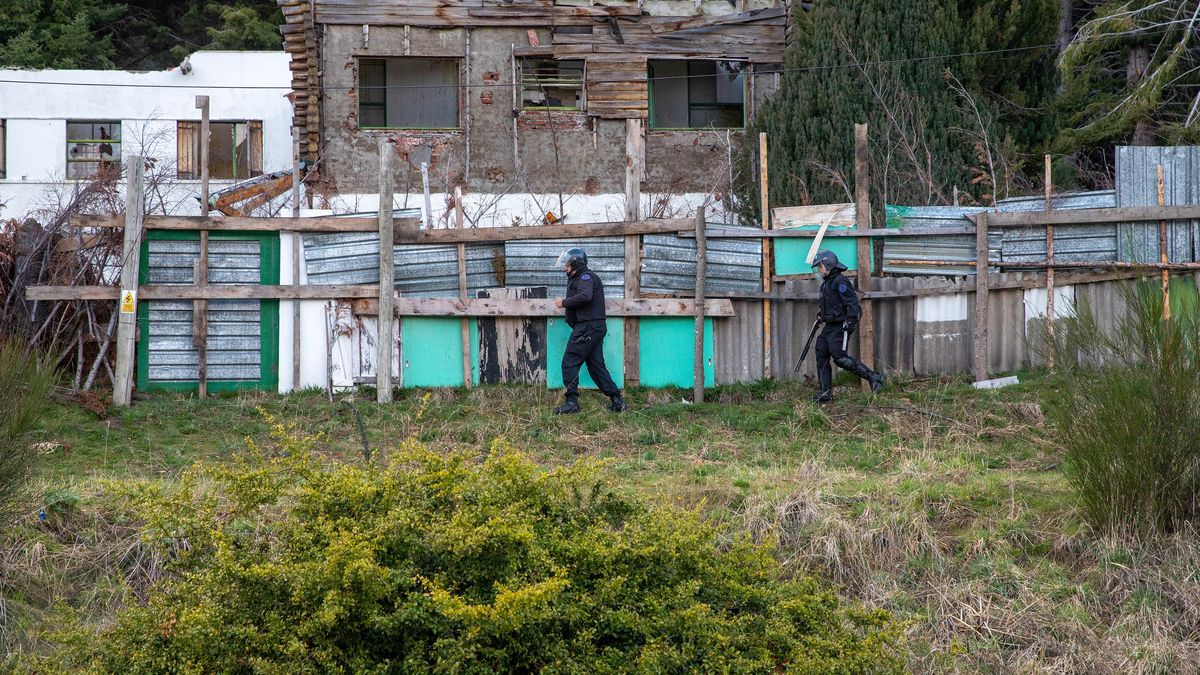 Detuvieron a siete personas en un operativo de seguridad realizado en Villa Mascardi. (T&eacute;lam)