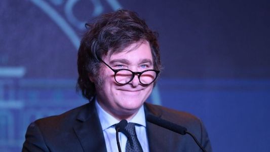 Javier Milei celebró el recorte de empleados en el Estado: La motosierra no para