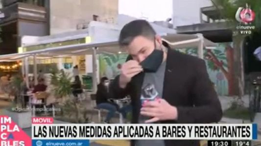 El tremendo blooper al aire del notero de Susana Roccasalvo: se le metió un bicho en el barbijo