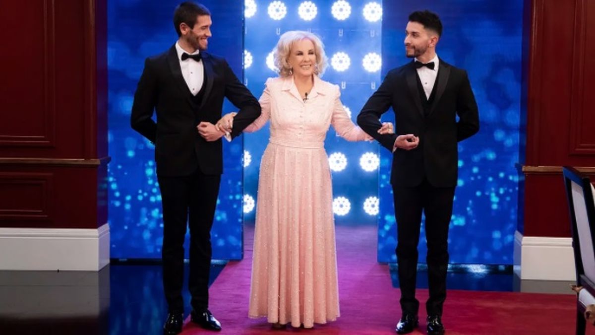 El sábado 28 de agosto marcó el regreso momentáneo de Mirtha Legrand a la tv, ante la cuarentena que debió guardar su nieta Juana Viale. Hoy la diva pide a su familia volver a trabajar. 