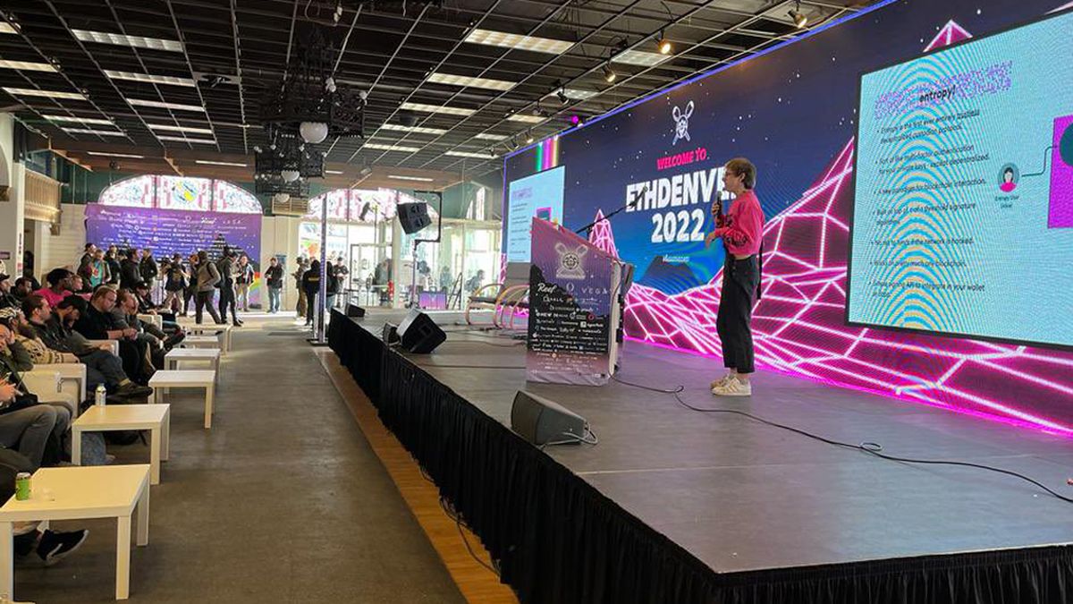 ETHDenver 2022: en esta edici&oacute;n sobresalieron proyectos relacionados con NFTs, DAOs y DeFi.&nbsp;