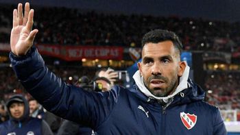 Malas noticias para Independiente: renunció Carlos Tevez