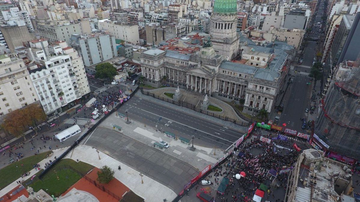 Aborto: cuáles son los cortes de tránsito en la zona del Congreso y qué servicios se verán afectados