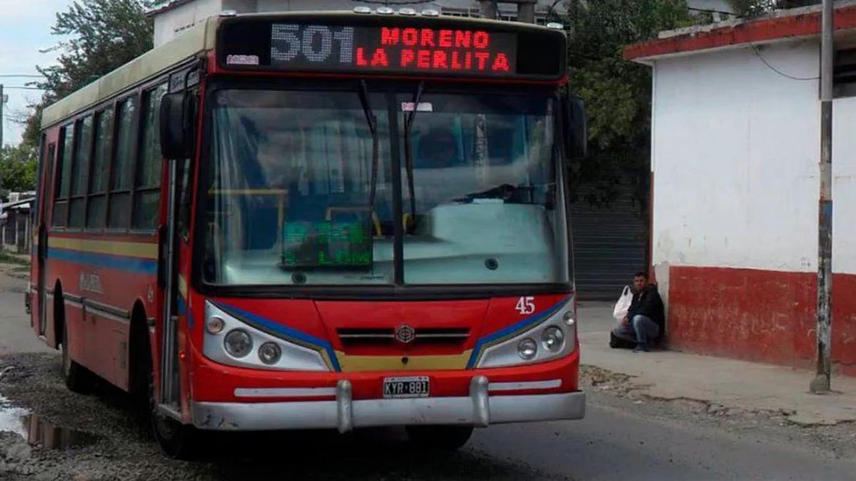 Tres delincuentes asaltaron un colectivo en el partido bonaerense de Moreno. (Foto: archivo)