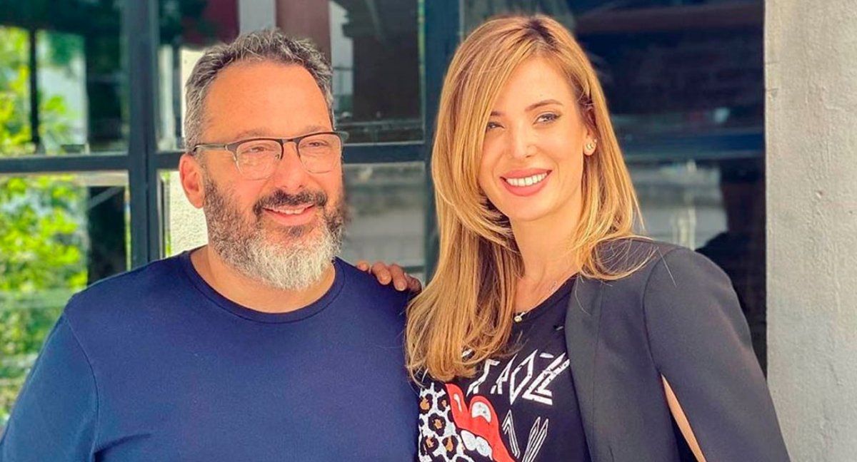 Jésica Cirio posa en campera y ropa interior