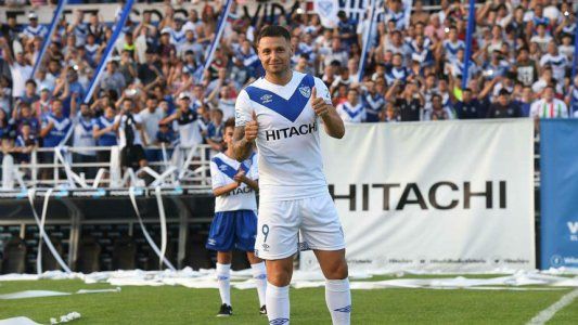 Los memes de Mauro Zárate por su pase de Vélez a Boca