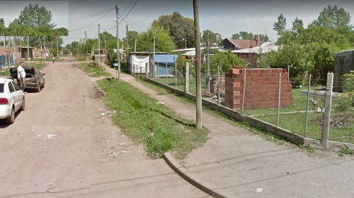 La atacó a puñaladas, pensó que estaba muerta y quiso descartar el cuerpo, pero algo inesperado le boicoteó el plan