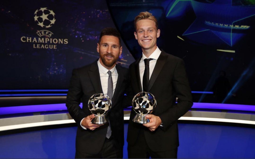 Messi fue premiado por la UEFA como el mejor delantero de la última Champions League