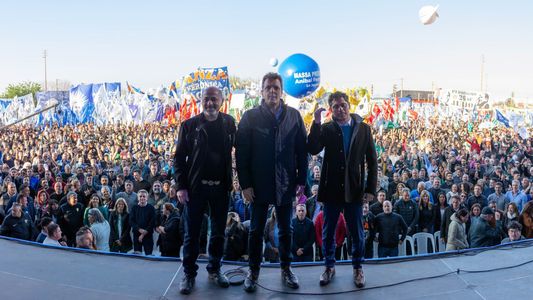 Massa, Kicillof y un apoyo clave del peronismo bonaerense para generar una nueva etapa