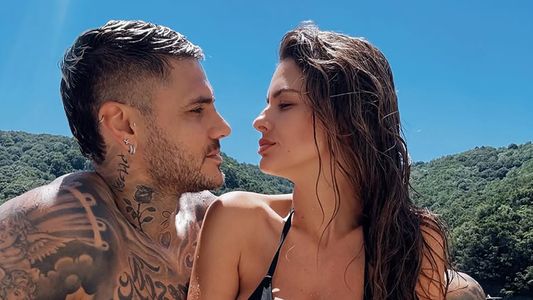Mauro Icardi y la China Suárez, a puro amor en las playas turcas: las imágenes