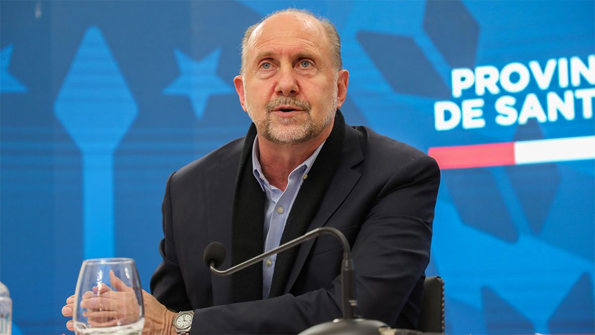 El gobernador Perotti habló de la importancia de la Hidrovía del río Paraná para las producciones agropecuarias.