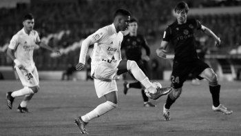 Festeja Simeone: Real Madrid no pudo contra Real Sociedad, empató 1-1 y quedó a cinco puntos del Atlético